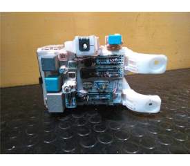 CAJA RELES 8273047290 