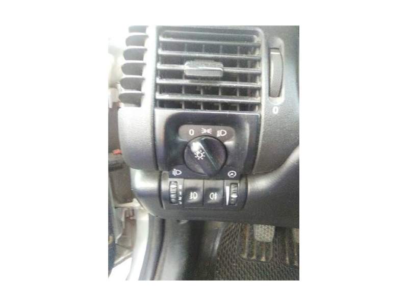 Recambio de conmutador luces para opel vectra b berlina (1995) referencia OEM IAM 09228133  