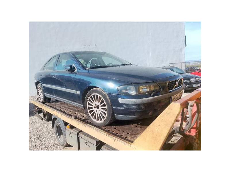 VOLVO S60 BERLINA (2000)