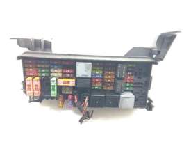 CAJA RELES A1645400272 