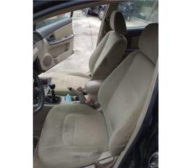 Recambio de juego asientos para kia cerato (ld)(2004) 2.0 lx crdi familiar (5-ptas.) [2,0 ltr. - 83 kw turbodiesel cat] referenc
