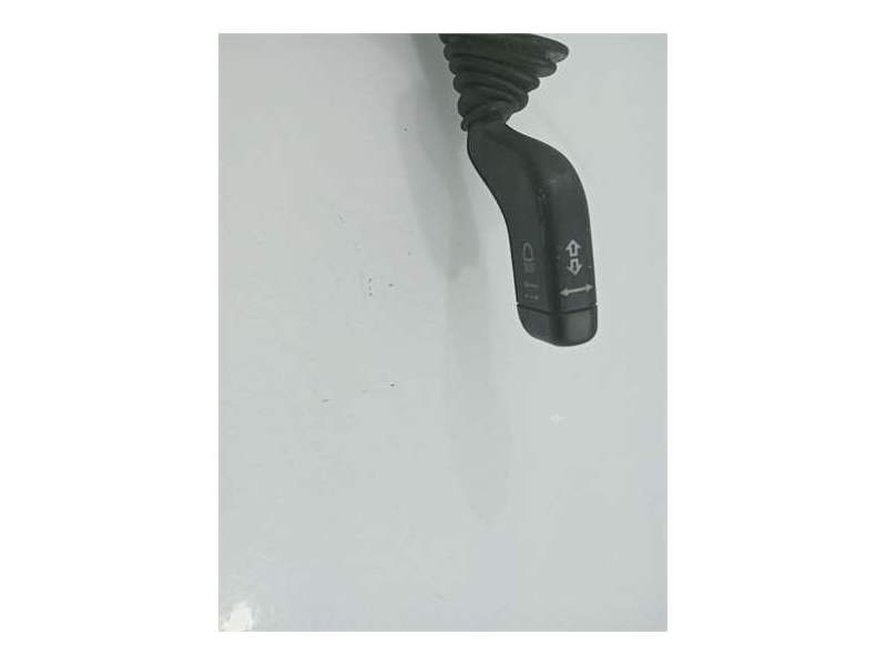Recambio de mando intermitencia para opel corsa c (2003) 1.3 blue line [1,3 ltr. - 51 kw 16v cdti cat (z 13 dt / ln9)] referenci
