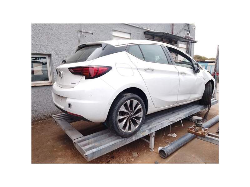 OPEL ASTRA K BERLINA 5P (09.2015)