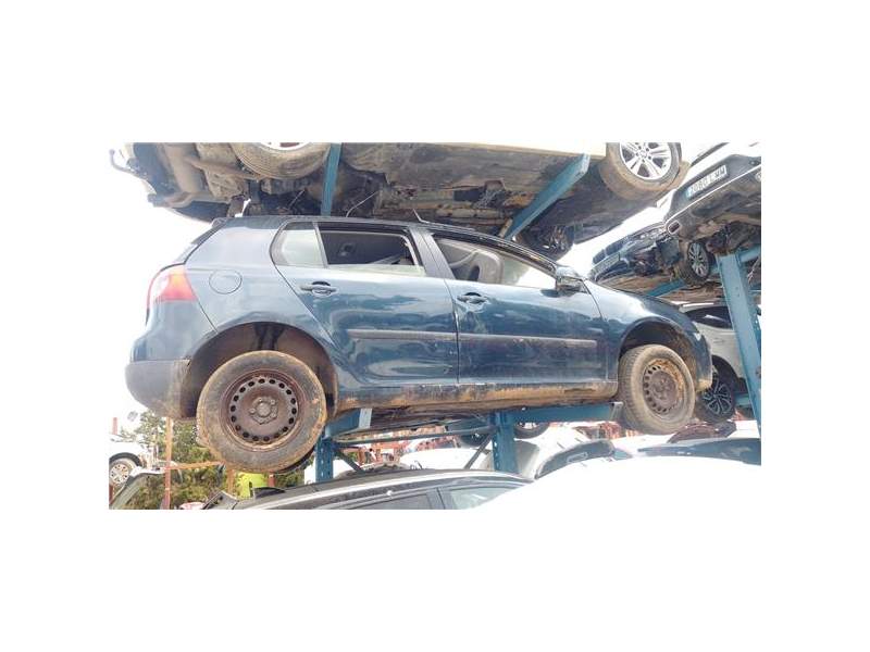 volkswagen golf v (1k1)(10.20032008) del año 2004