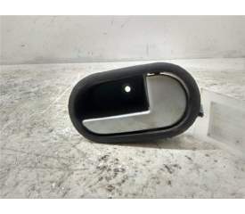 Recambio de manilla interior puerta delantera derecha para ford fiesta (cbk)(2002) referencia OEM IAM   