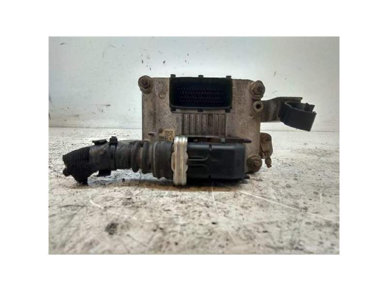 Recambio de centralita motor uce para alfa romeo 147 (190)(2000) referencia OEM IAM 0261206715  