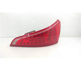 PILOTO TRASERO DERECHO 8R0945096 