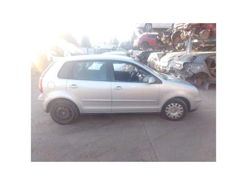 VOLKSWAGEN POLO IV (9N1)(11.2001)