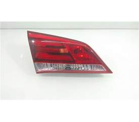 PILOTO TRASERO IZQUIERDO 92401-3Z600 