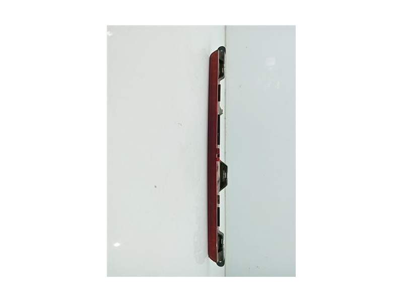Recambio de piloto trasero central para mercedes-benz clase a (bm 176)(06.2012) referencia OEM IAM a1769061700  