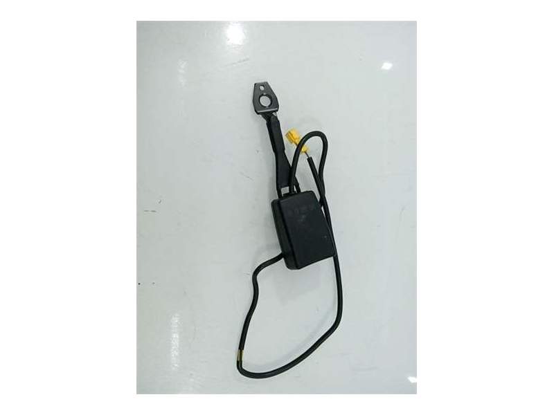 Recambio de anclaje cinturon delantero izquierdo para mercedes-benz clase c (bm 203) berlina (02.2000) referencia OEM IAM 203860