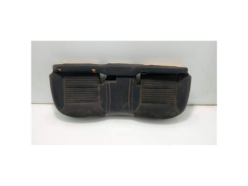 Recambio de asiento trasero central para mercedes-benz clase gla (w156) 2.1 cc referencia OEM IAM A1769201000  