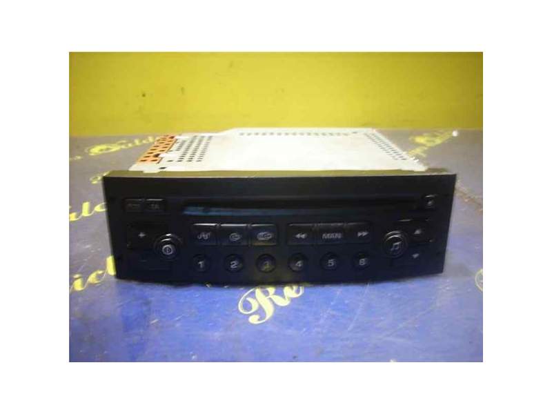 Recambio de radio cd para peugeot 307 (s1)(04.200106.2005) referencia OEM IAM RD301  