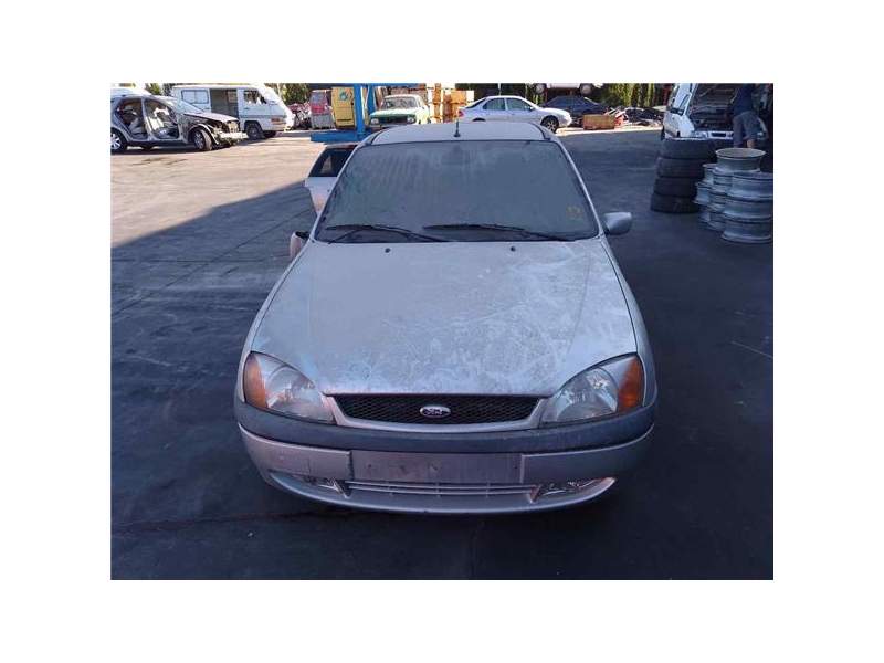 FORD FIESTA BERLINA (DX)(2000)