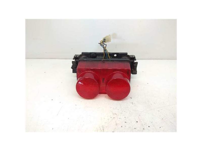 Recambio de piloto trasero central para yamaha yzf 600 / 750 / 1000 (98 cv / 72 kw) referencia OEM IAM   