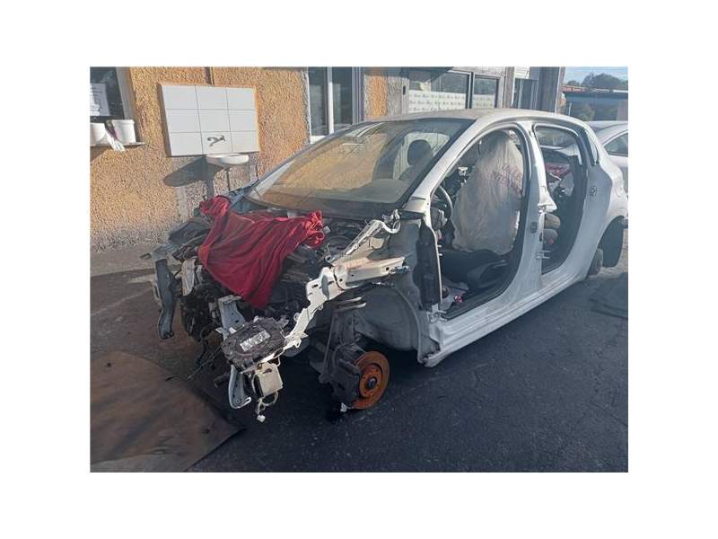 PEUGEOT 208 (01.2012)