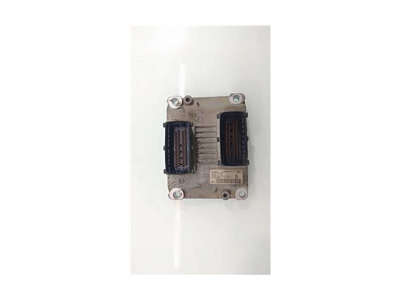 Recambio de centralita motor uce para fiat ii punto (188) berlina (1999) referencia OEM IAM 0261207901 ME73H4F001 