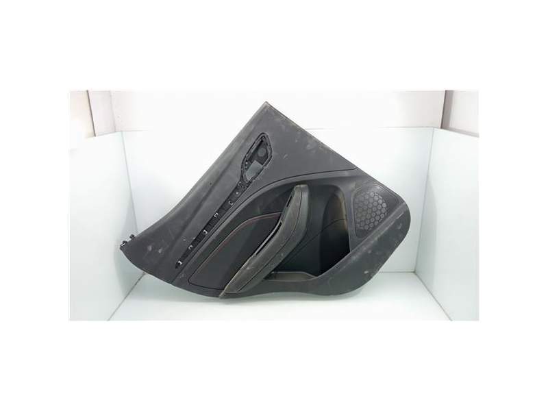 Recambio de guarnecido puerta trasera izquierda para mg zs (08.2022) referencia OEM IAM 10819306  