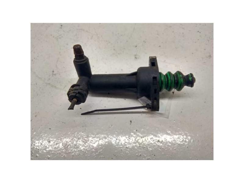 Recambio de bombin embrague para seat ibiza (6l1) 1.9 sdi (64 cv / 47 kw) (64 cv / 47 kw) referencia OEM IAM 6Q0721261D  