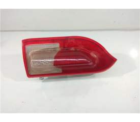 PILOTO TRASERO IZQUIERDO 13226854 
