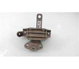 SOPORTE MOTOR 13227717 