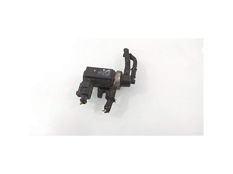 Recambio de valvula aire adicional para seat leon (1m1) 1.9 tdi (110 cv / 81 kw) referencia OEM IAM 1J0906627A  