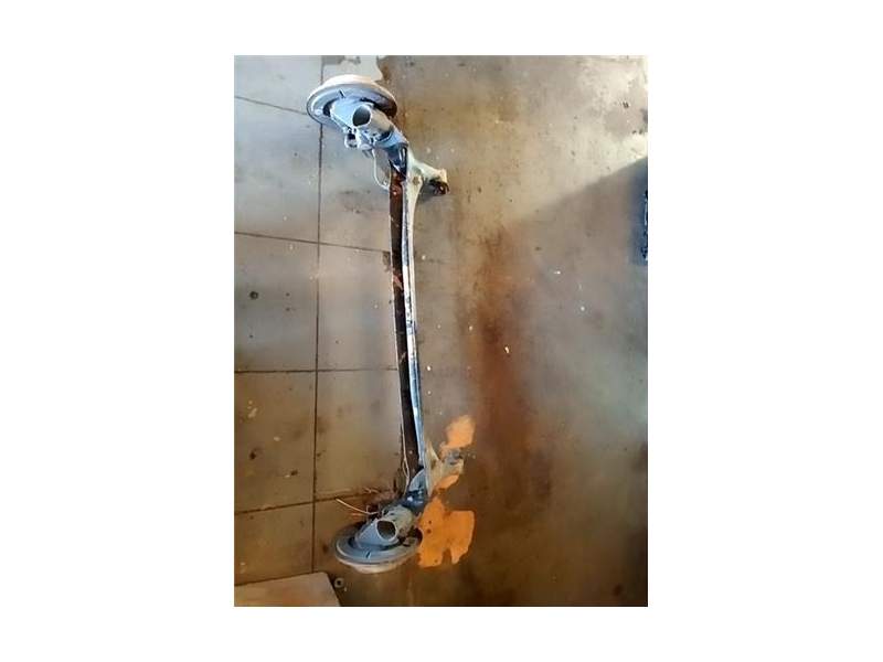 Recambio de puente trasero para toyota corolla verso (r1)(2004) referencia OEM IAM   