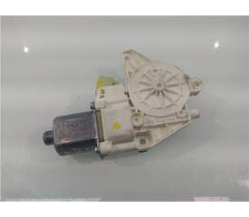 MOTOR ELEVALUNAS DELANTERO DERECHO A2129066702 