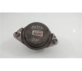 SOPORTE DERECHO MOTOR A2122401917 
