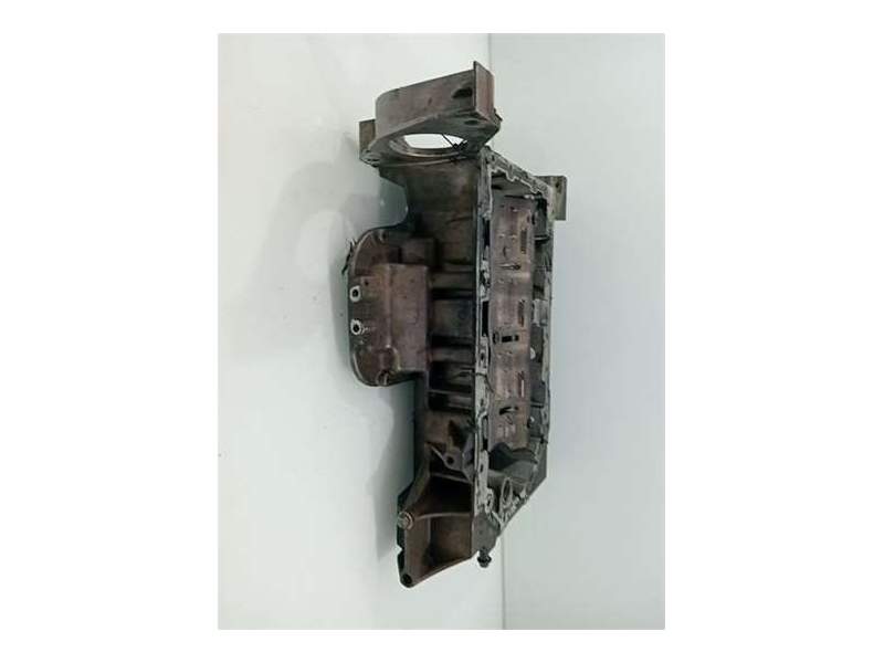 Recambio de sobrecarter para land rover discovery 2.7 td v6 cat (190 cv / 140 kw) referencia OEM IAM 4H2Q6U0004FB  