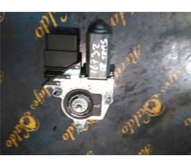 Recambio de motor elevalunas trasero derecho para volkswagen golf iv berlina (1j1)(10.19972004) referencia OEM IAM   