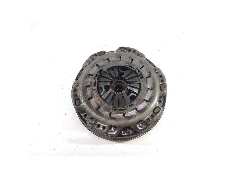 Recambio de volante motor para mercedes-benz vito (w639) basic, combi 2.1 cdi cat (88 cv / 65 kw) referencia OEM IAM   
