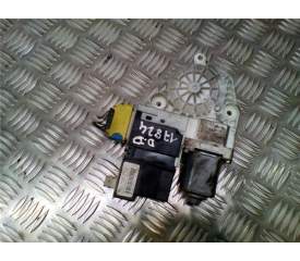 MOTOR ELEVALUNAS DELANTERO DERECHO 997831100 