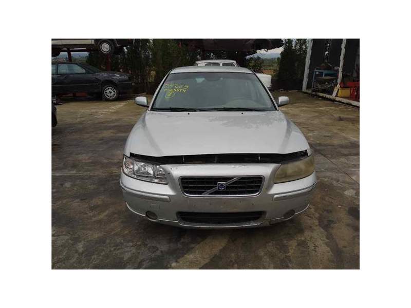 VOLVO S60 BERLINA (2000)