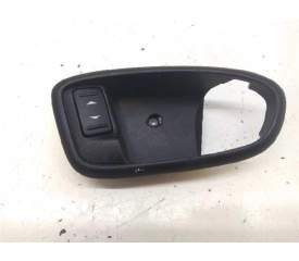 BOTONERA PUERTA TRASERA IZQUIERDA 