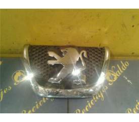 Recambio de emblema trasero para peugeot 207 1.6 16v hdi (90 cv / 66 kw) referencia OEM IAM   