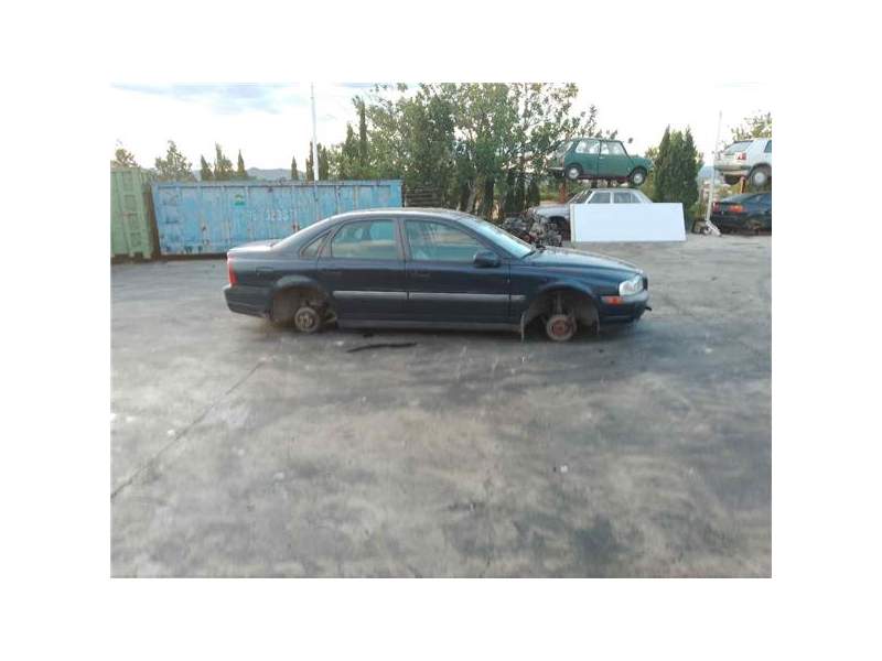 VOLVO V70 FAMILIAR (2000)
