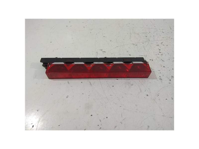 Recambio de luz central de freno para ford mondeo berlina (ge)(2000) referencia OEM IAM 1S7113A613AE  