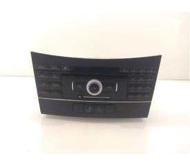RADIO / CD A2129068800 